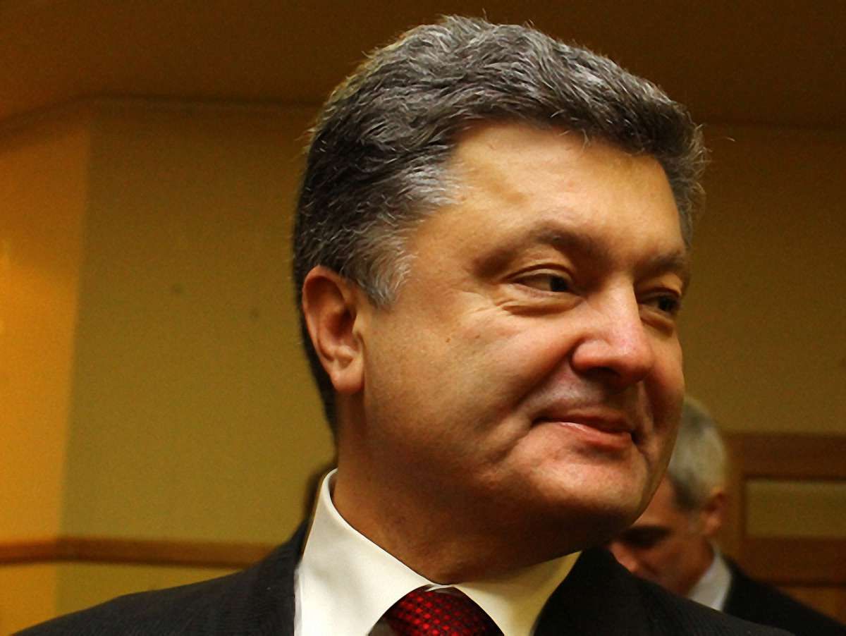 Порошенко балотується в президенти