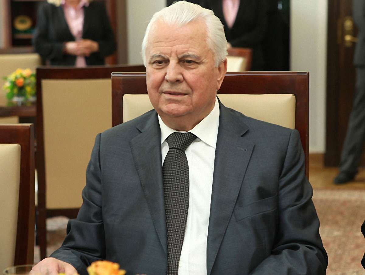 Кравчук заявляє, що треба терміново формувати народні армії
