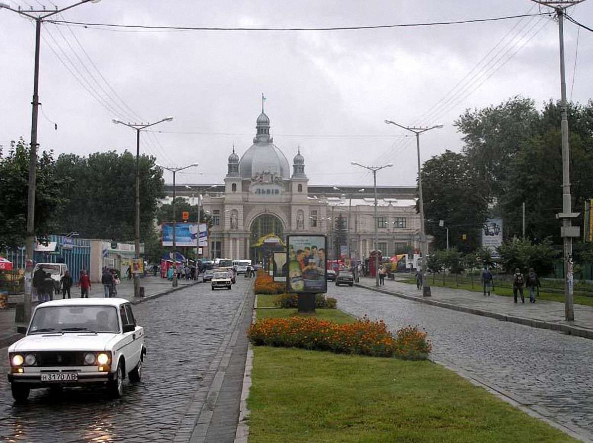 У Львові обирають, яку вулицю перейменувати на Героїв Майдану