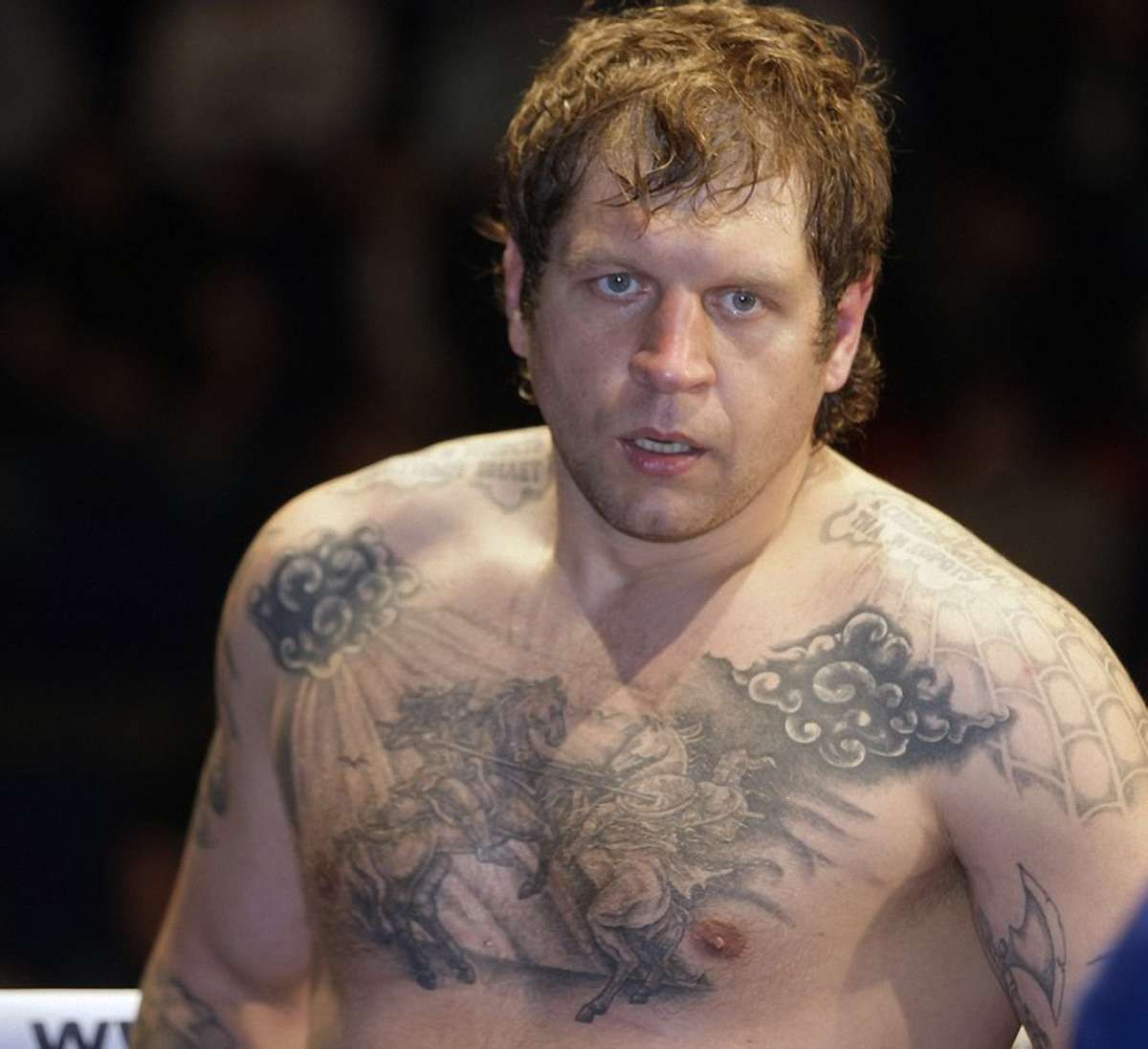 Російського чемпіона Ємельяненка розшукують за зґвалтування