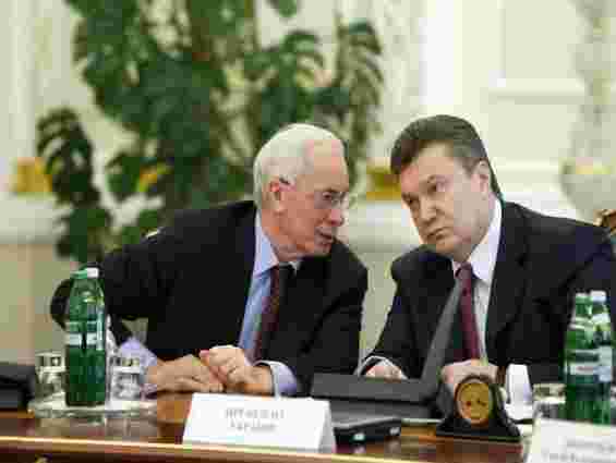 Януковича та Азарова позбавили українських пенсій