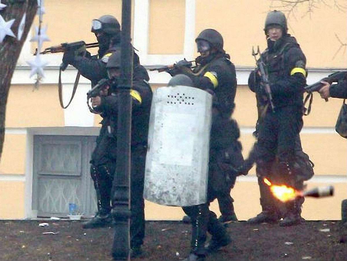 ПАРЄ засуджує розстріл людей на Майдані колишньою владою