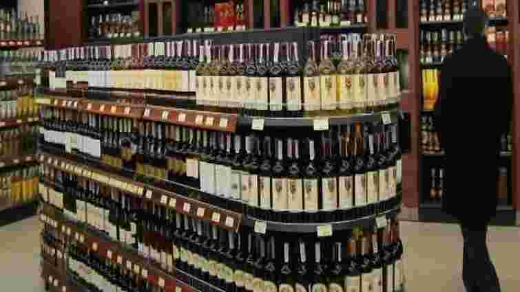 Уряд хоче пришвидшити підвищення акцизів на алкоголь