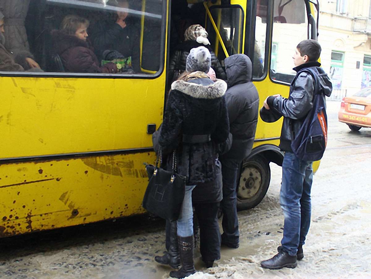У Львові автобусний маршрут №28 продовжили в Старе Рудно