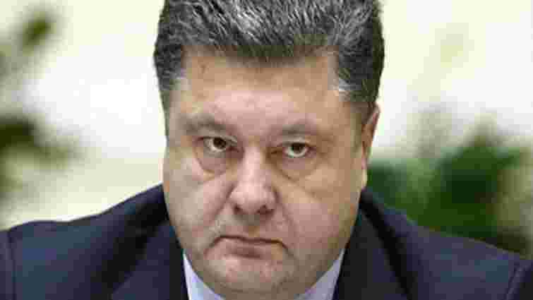 Порошенко звинуватив владу і силовиків у бездіяльності на сході України