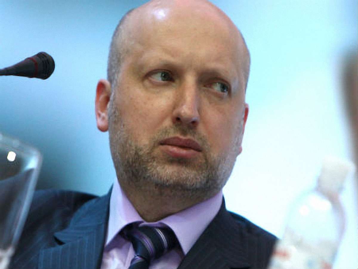 Турчинов заявив про можливість проведення референдуму 25 травня