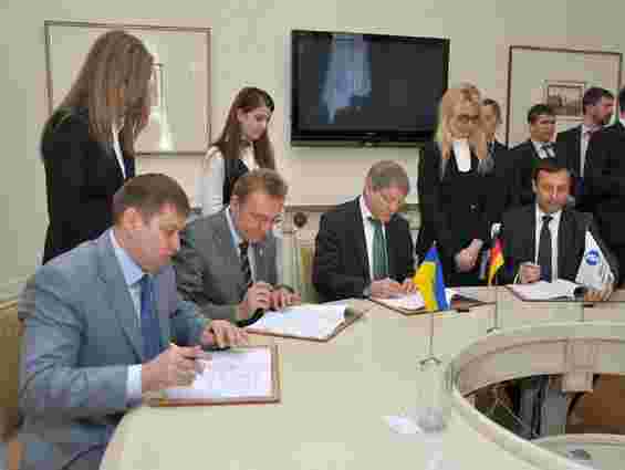 У Львові підписали грантовий договір щодо трамваю на Сихів 