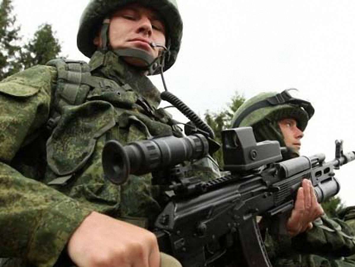 У Коломойського пропонують $10 тисяч за «зеленого чоловічка»