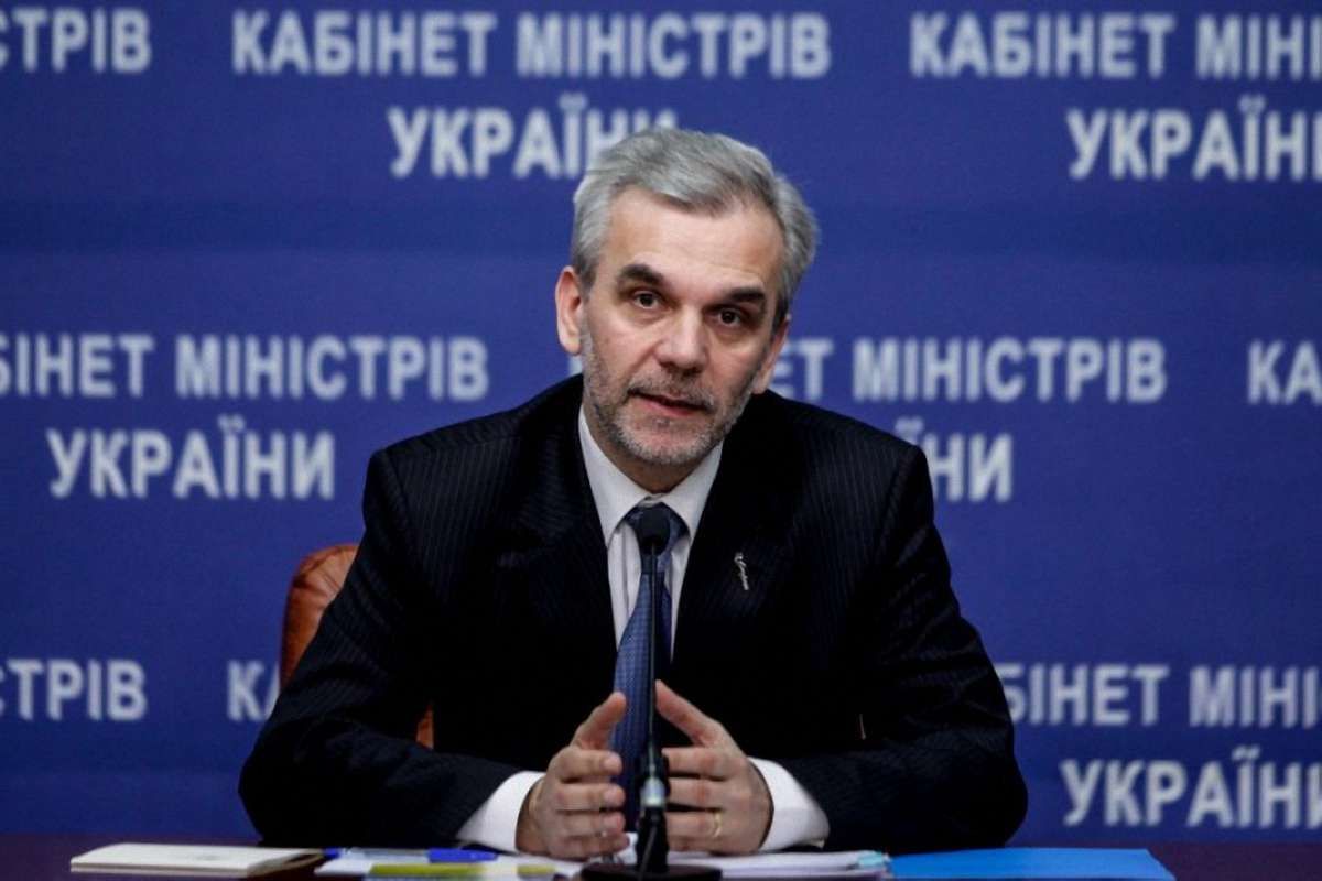 Ліки в Україні подорожчали на 50% через курс валют, − МОЗ