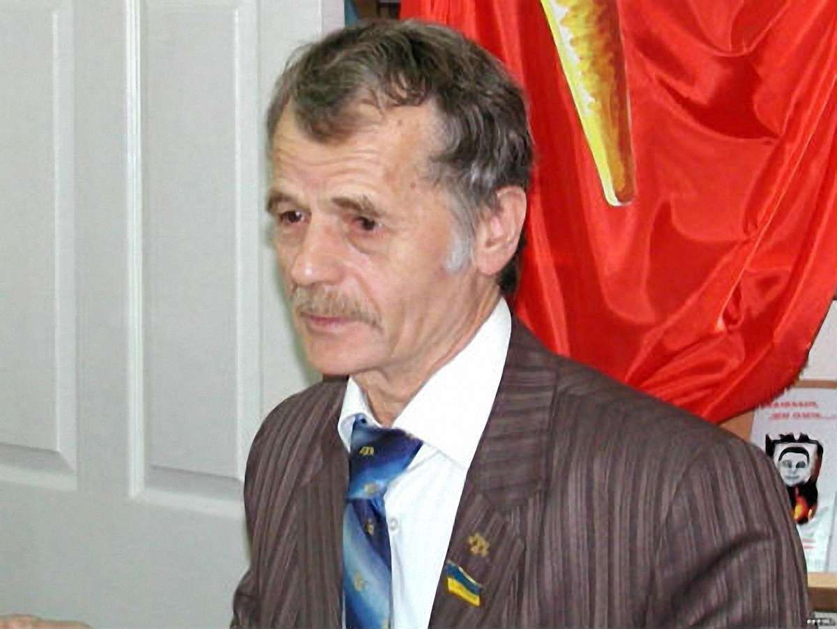 Джемілєву заборонили в’їзд у Крим на 5 років