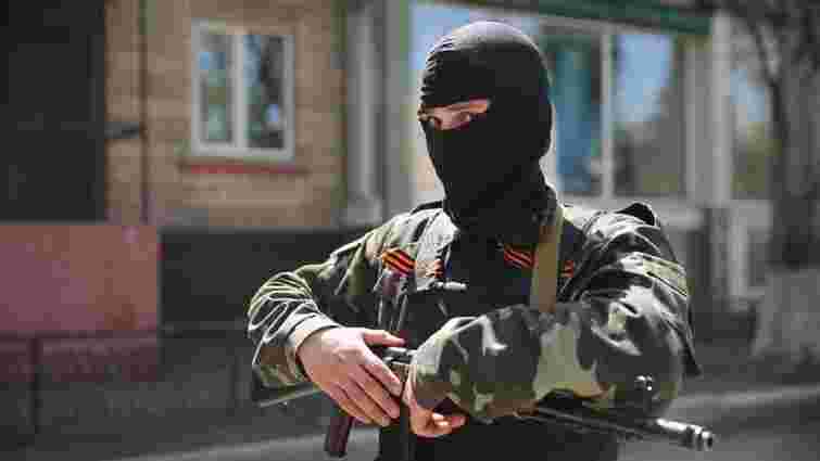 Терористи викрали трьох працівників "Укрнафти" в Криму