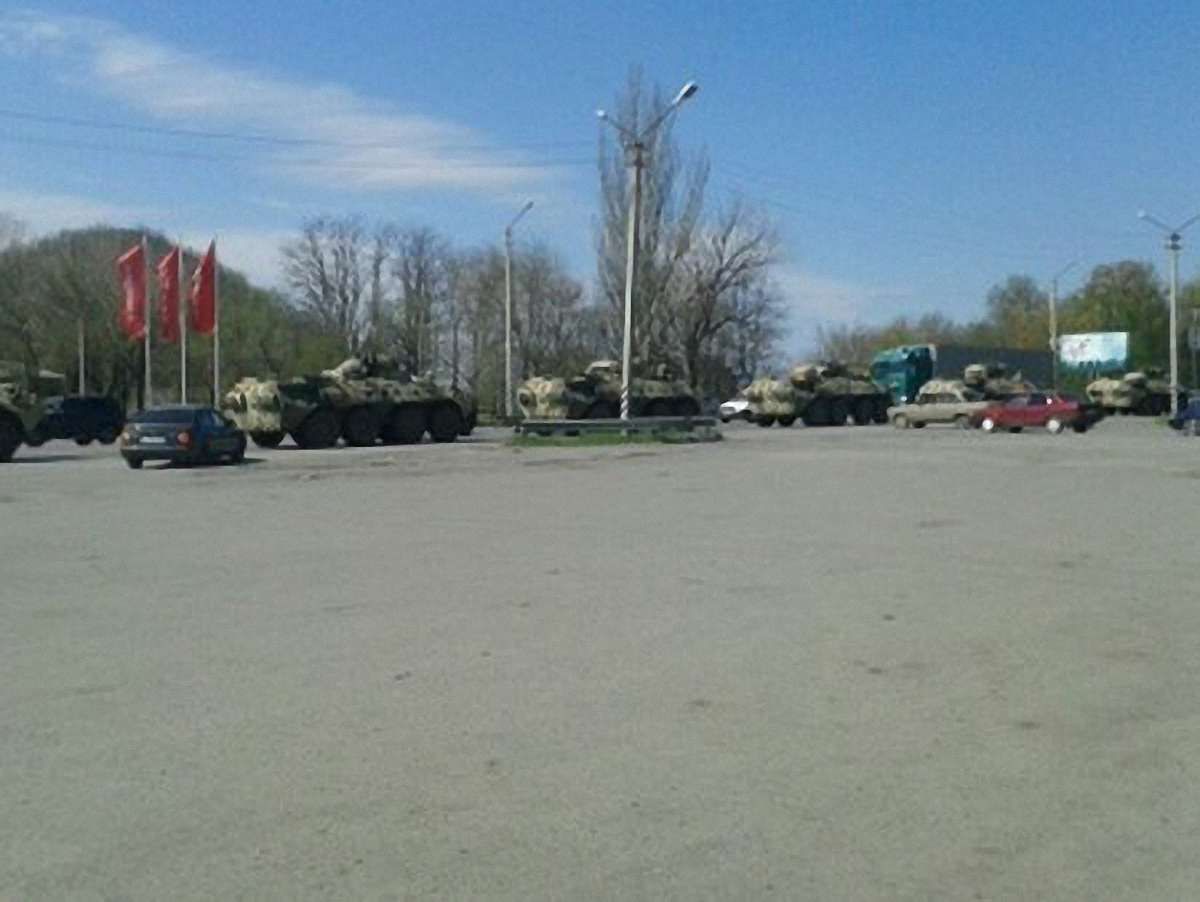 Біля кордону України знову «навчання» російських військових