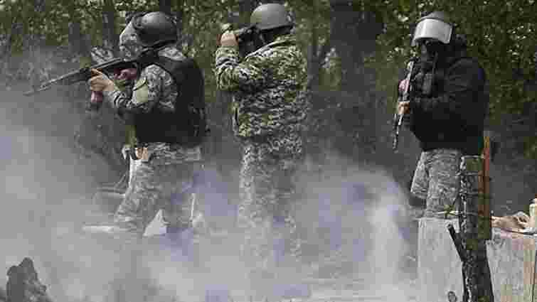 Антитерористична операція на сході України триває, – МВС