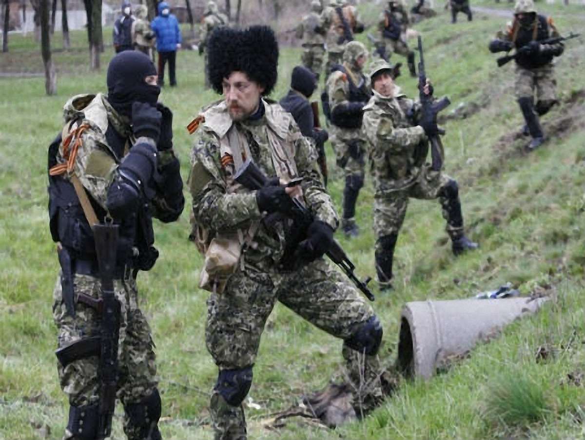 Слов’янськ заблокують військами і знищать терористів, - АП