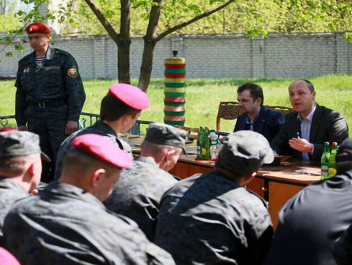 Нам треба готуватися до вторгнення російських військ, - Парубій