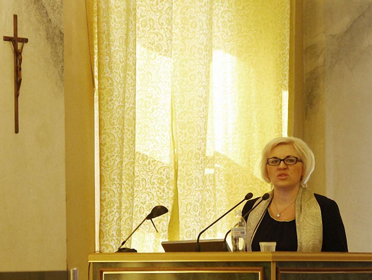 Заступник Ірини Сех купив у неї юридичну компанію  