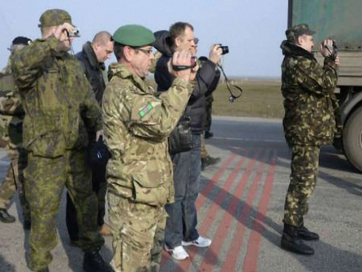 Терористи захопили у Слов’янську автобус з членами місії ОБСЄ