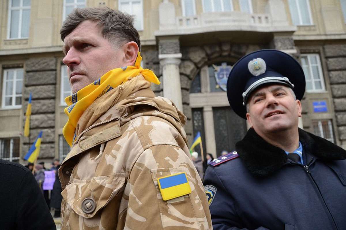 Охорону порядку СБУ забезпечить разом з громадськими організаціями