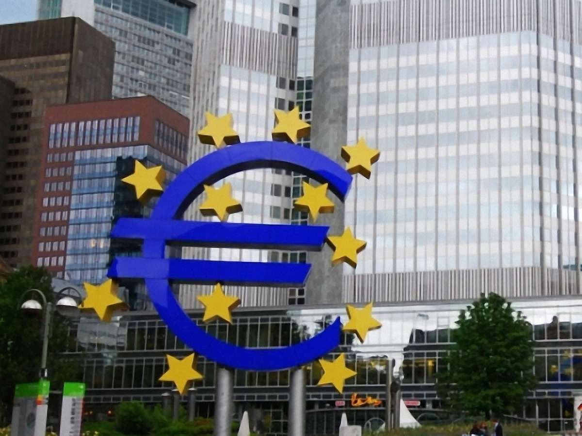Єврокомісія виділить Україні додаткові €365 млн на реформи