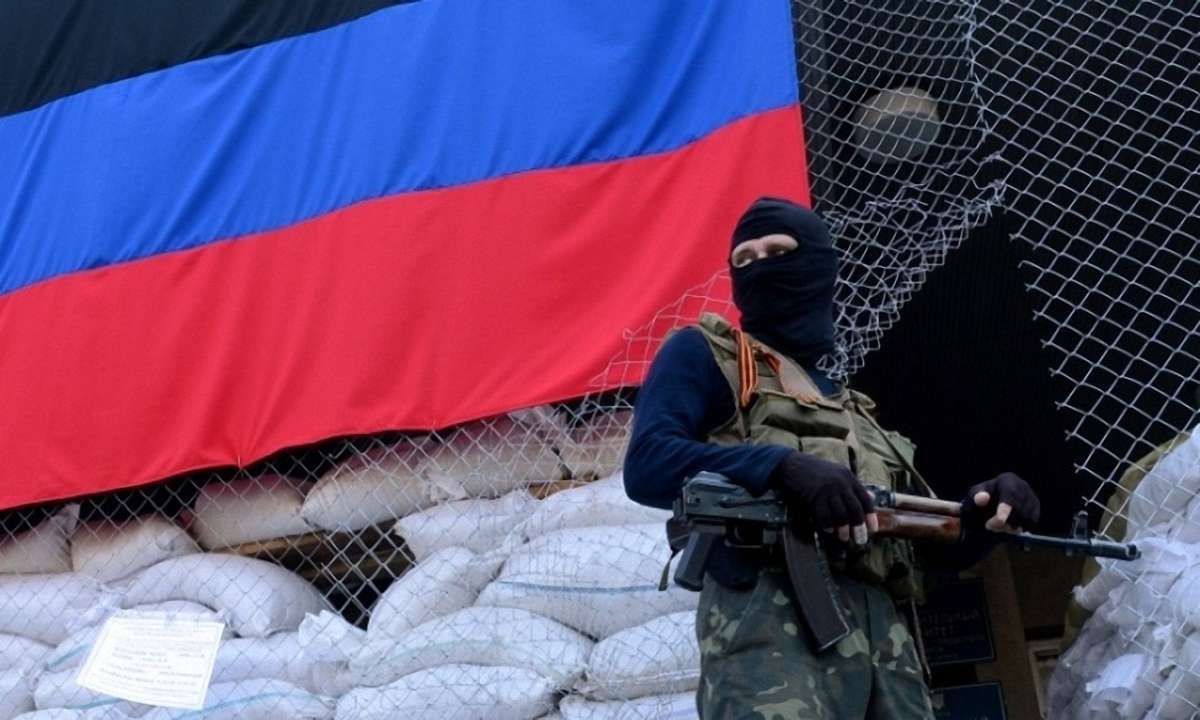 Терористи захопили міську раду Первомайська