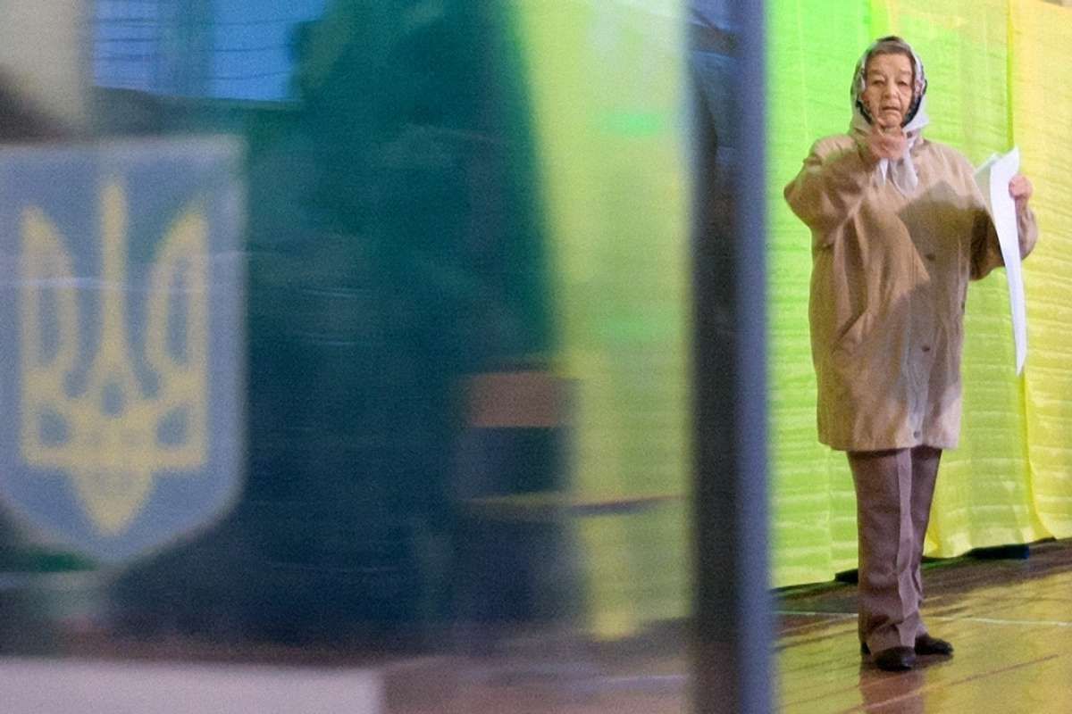 На Донеччині терористи викрали двох членів виборчкомів