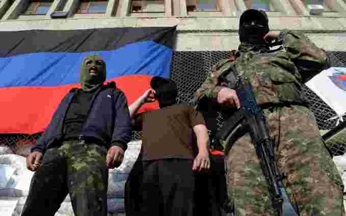 Бойовики захопили 13 адмінбудівель на Донбасі