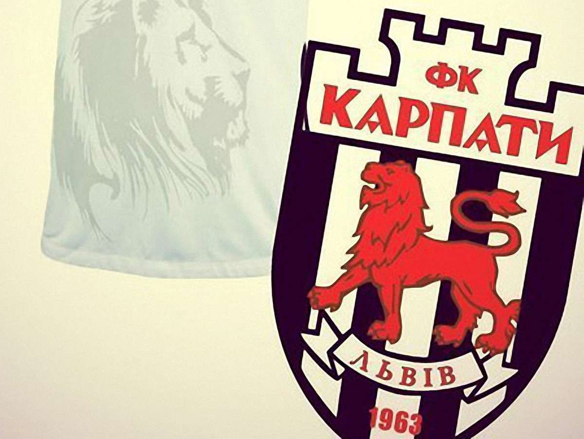 «Карпати» у новому сезоні будуть грати в червоно-чорній формі