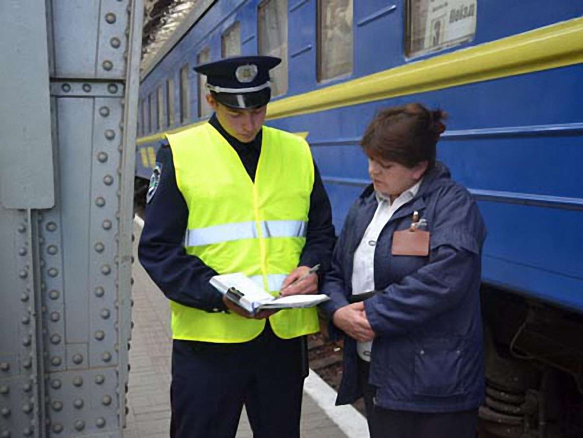 Міліція посилила охорону вокзалів і станцій Львівської залізниці