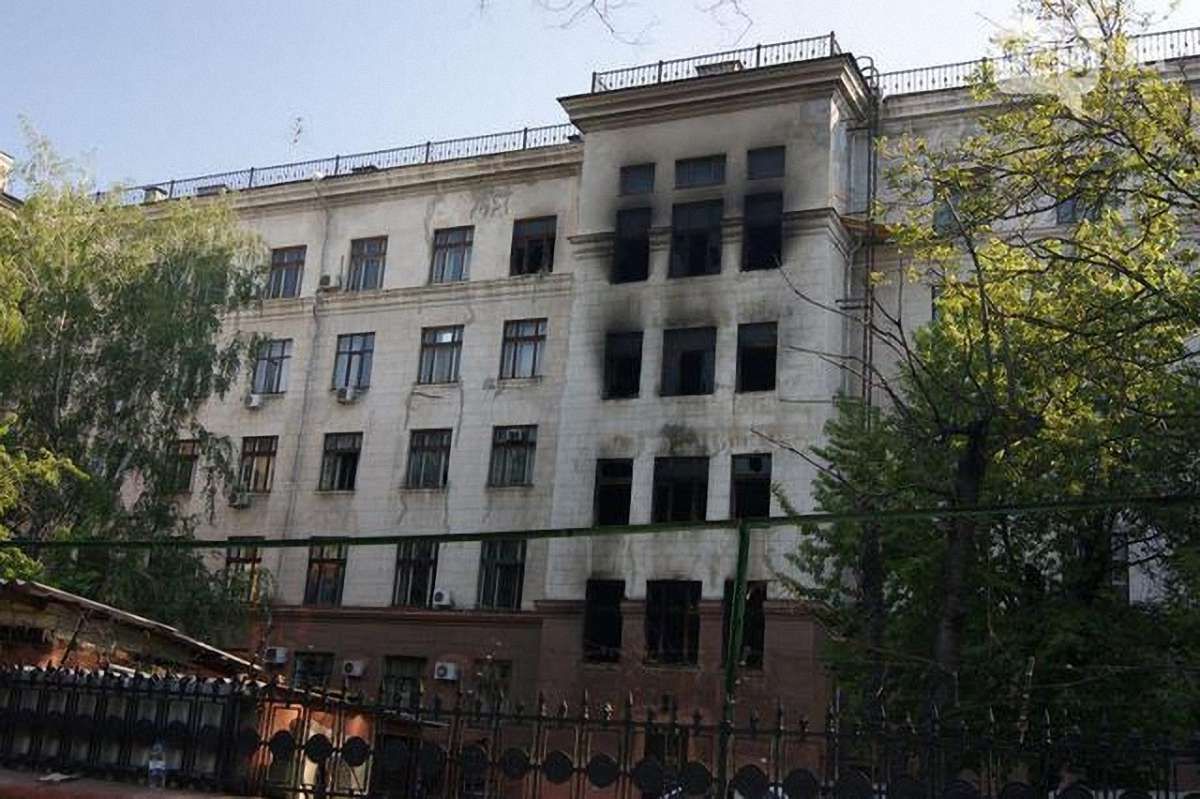 МВС оприлюднило головну версію пожежі у Будинку профспілок в Одесі
