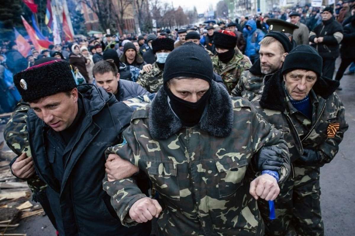 Строковики не здавали зброю в Луганську, - Міноборони