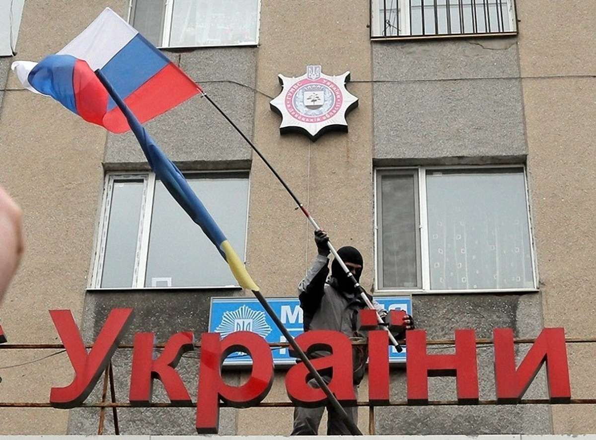 "Титан" дозволив терористам захопити та обікрасти прокуратуру у Горлівці 