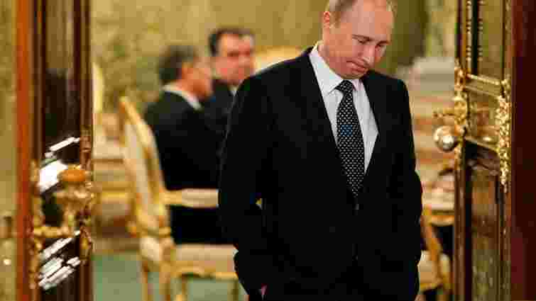 Путін просить південний схід України відкласти референдум
