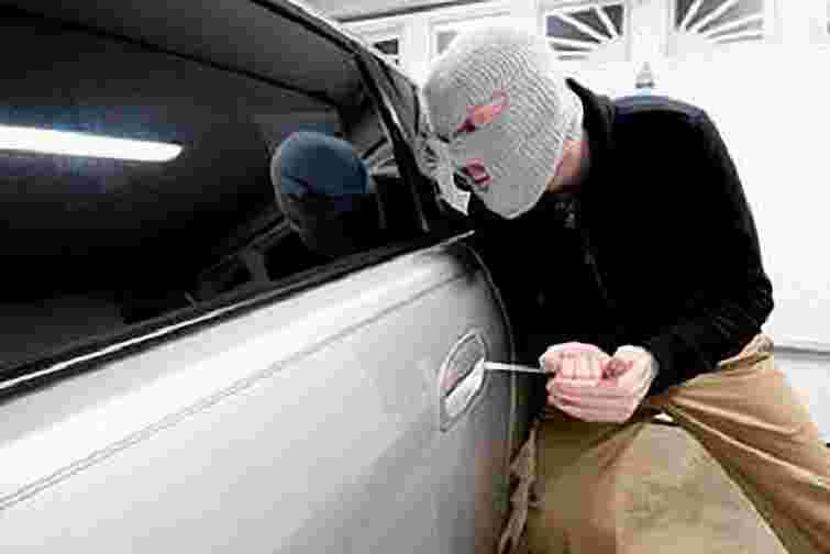 За добу у Львові викрали два автомобілі, один вдалося знайти