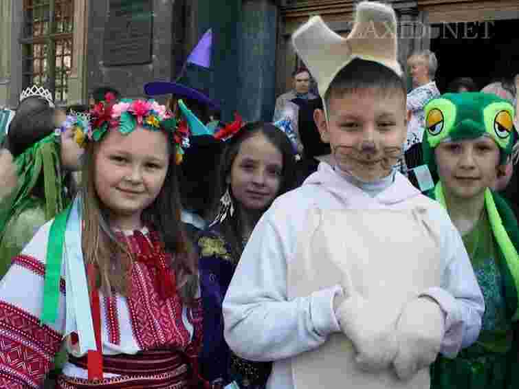 У Львові Дитяче свято казок перенесли на осінь