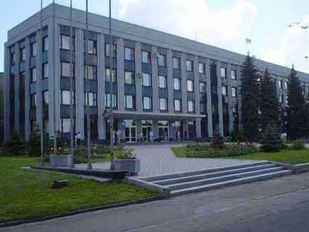 Луганськ вимагає від Верховної Ради негайних змін до Конституції