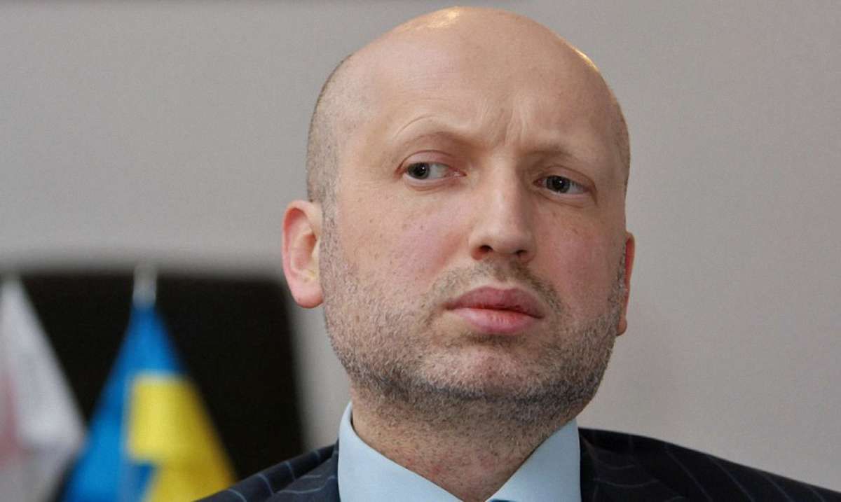 Турчинов розповів, коли на Сході України завершиться АТО