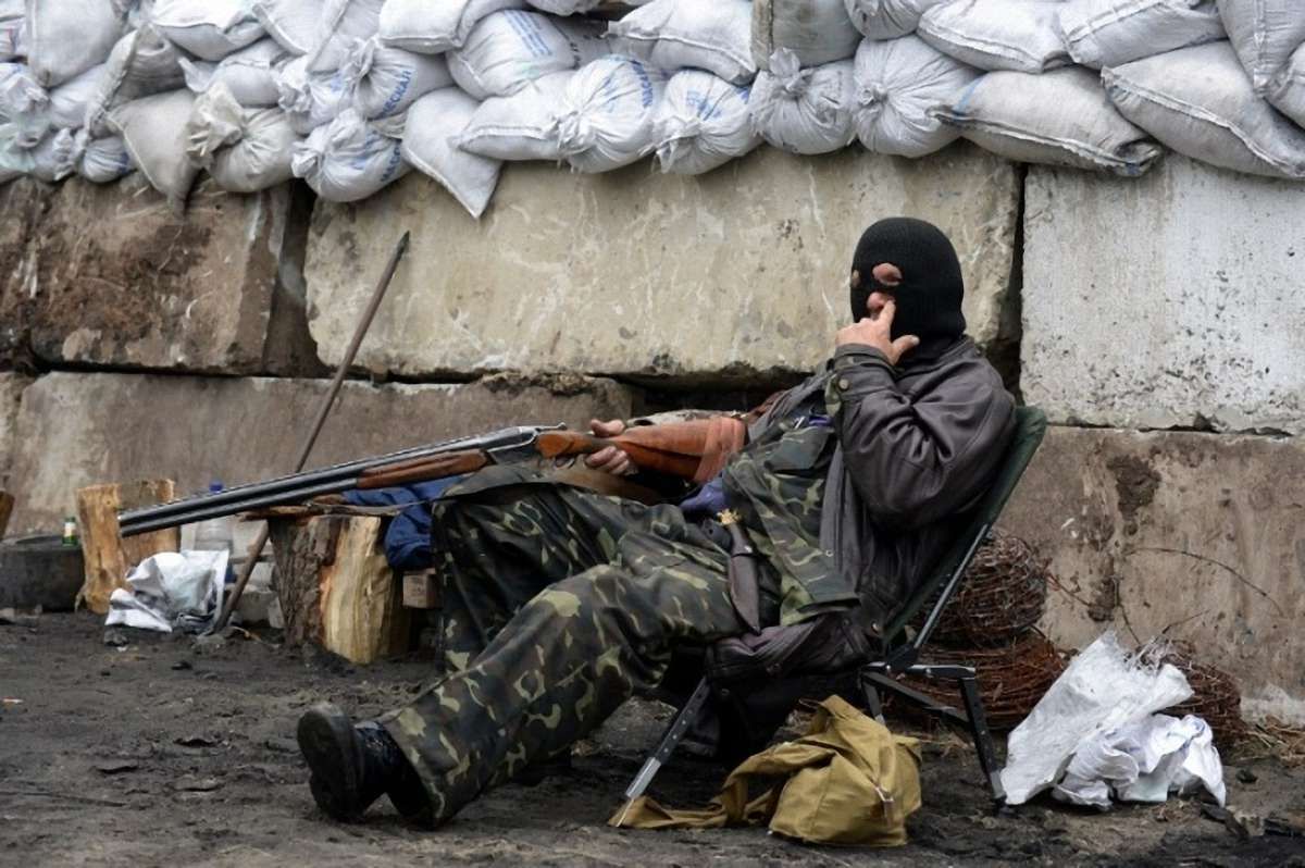 Донецькі бойовики захоплюють та грабують ОВК