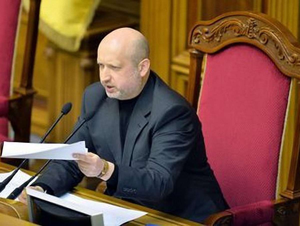 Турчинов звернувся до Мін’юсту щодо незаконної діяльності КПУ
