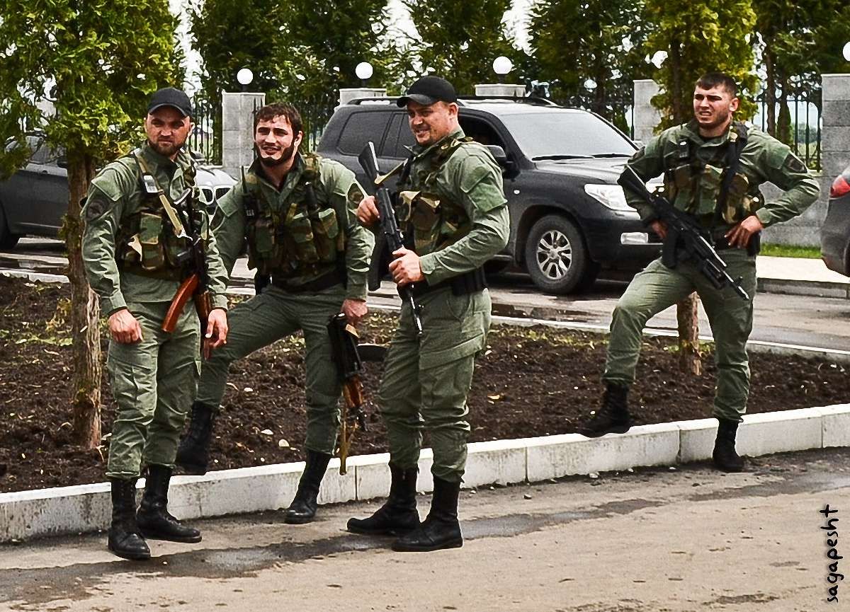 На Луганщину завезли більше 2500 чеченців - ЗМІ