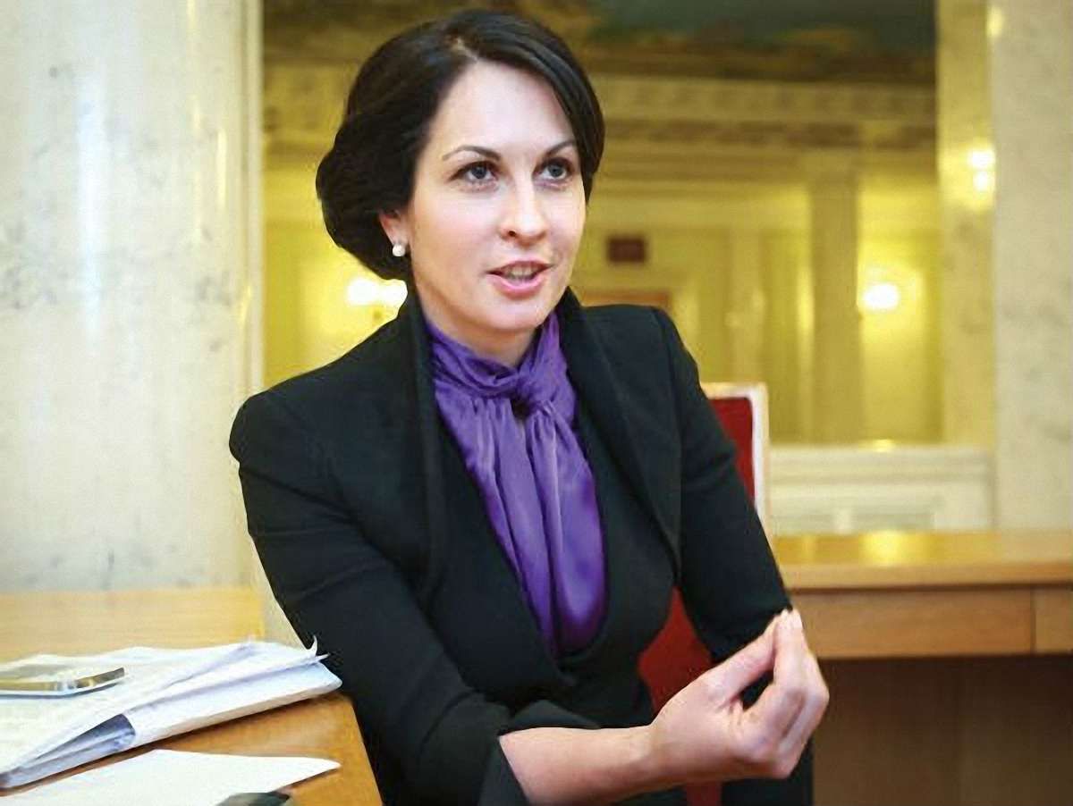 Калетник розкритикувала своїх однопартійців і вийшла з КПУ