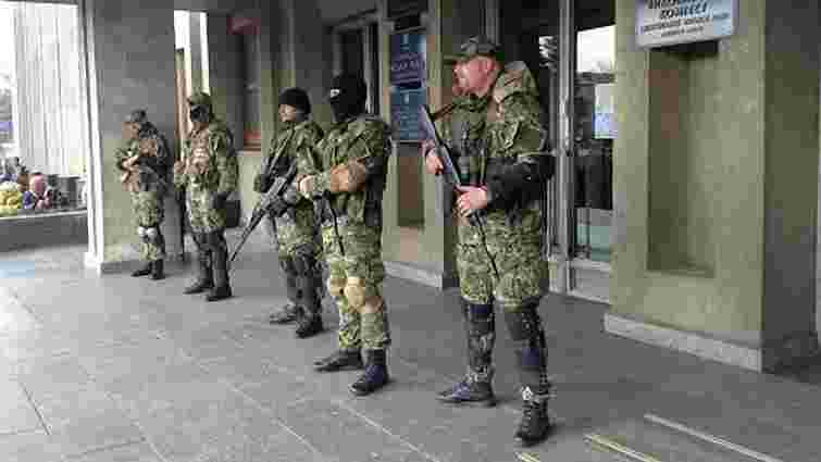 На бік терористів перейшло 17 тисяч міліціонерів Донбасу, - МВС