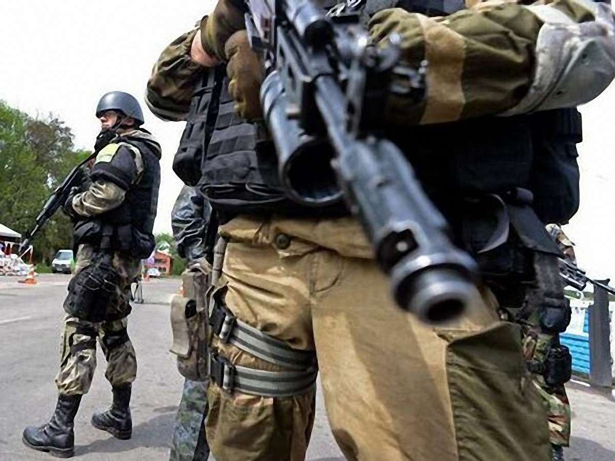 У Донецькій області сепаратисти ввели воєнний стан