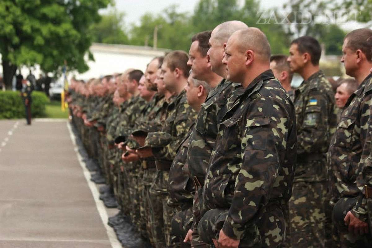 Солдата, який загинув під Волновахою, поховають у Славському