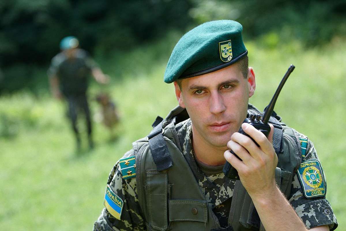 Чеченці на сорока КАМАЗах спробують вдертися в Україну, - прикордонники