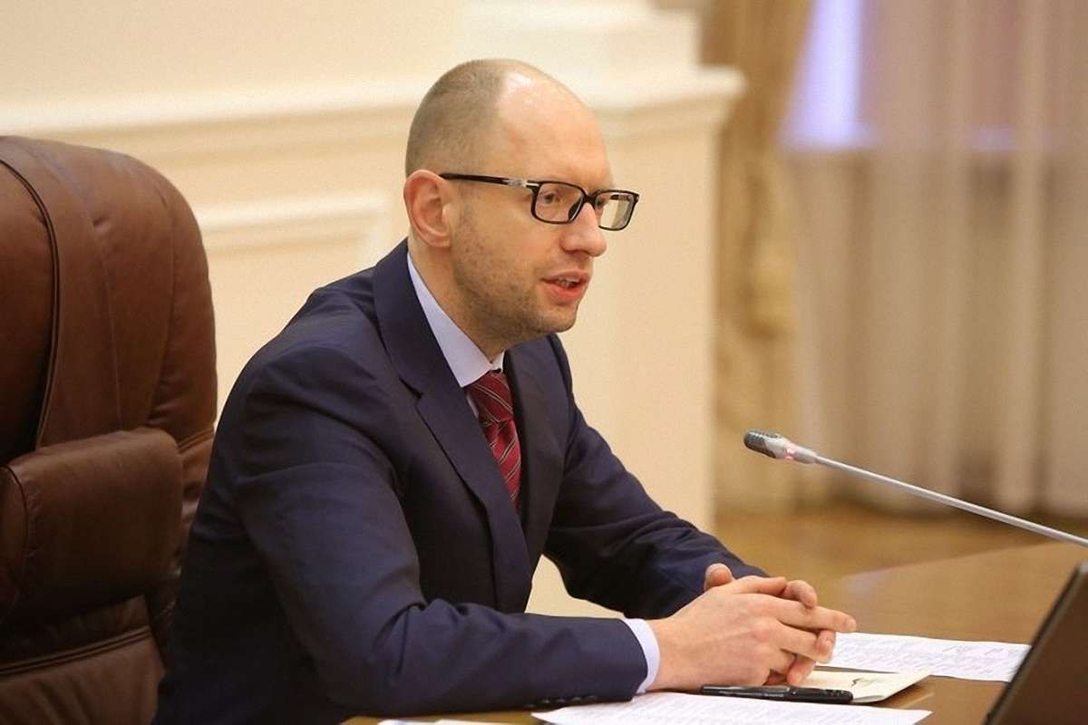 Яценюк робить ставку на варягів