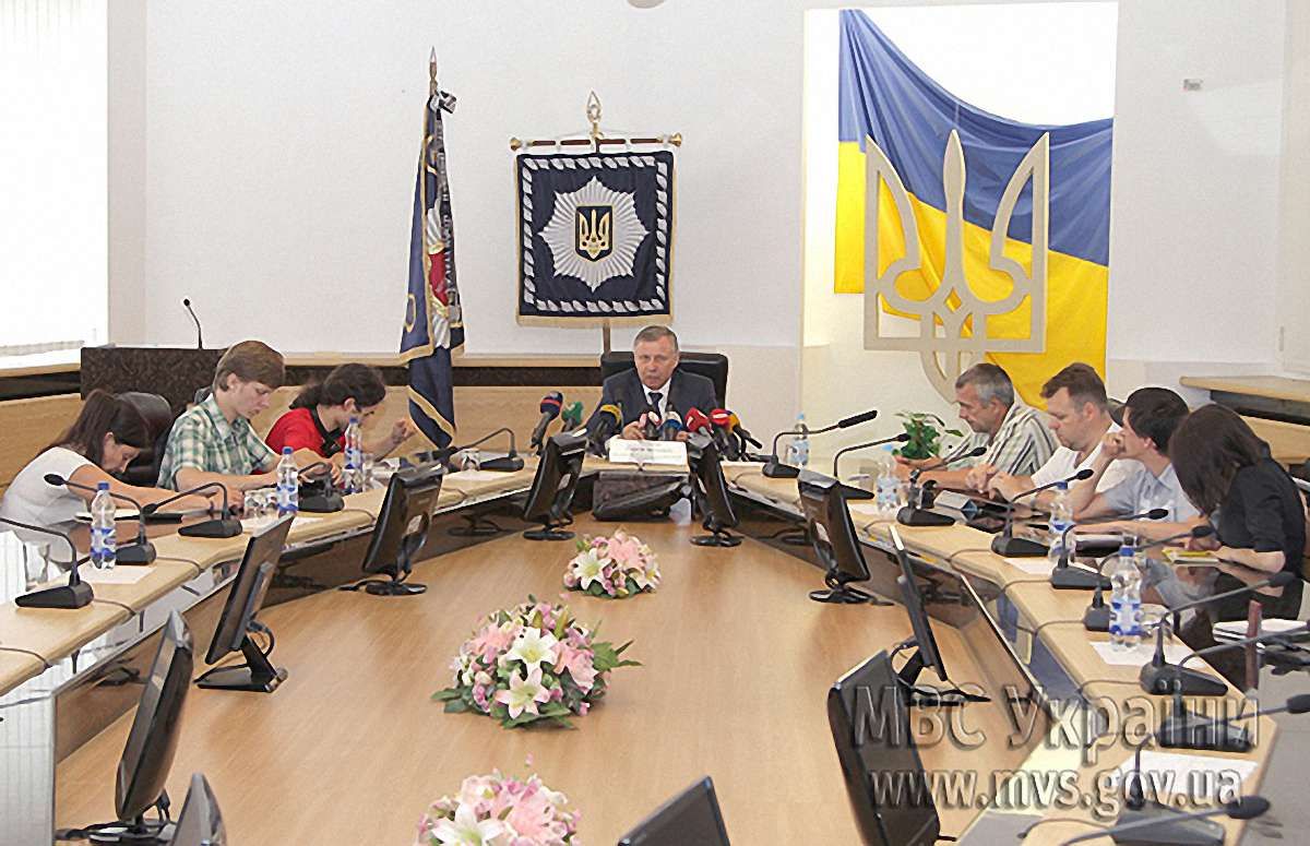 Міліція почала чистити свої ряди від порушників присяги