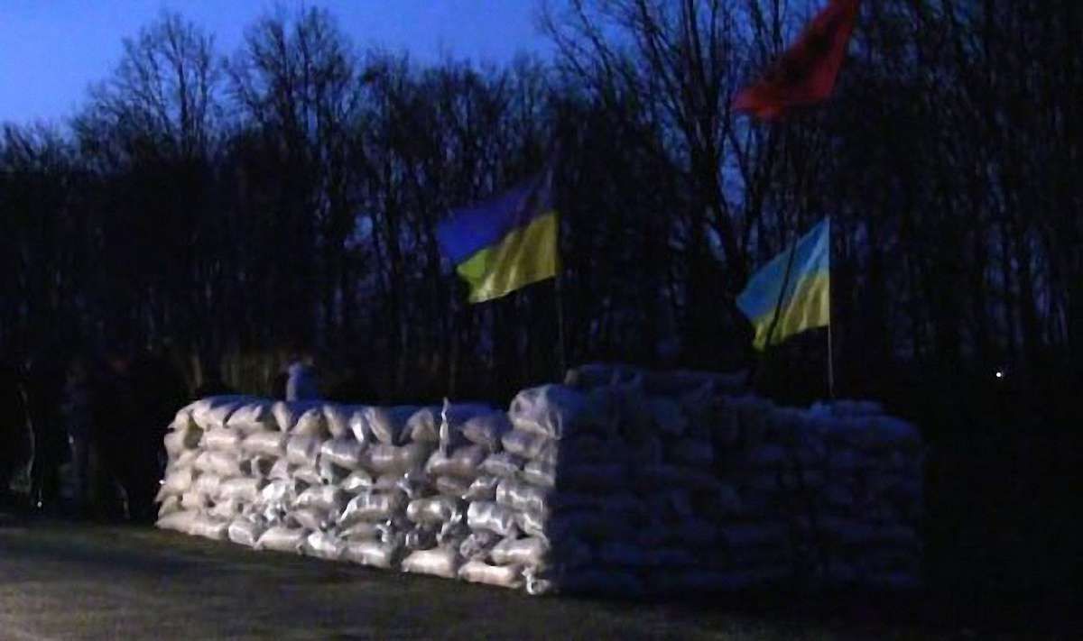 На Луганщині бойовики обстріляли блокпости АТО, - Тимчук