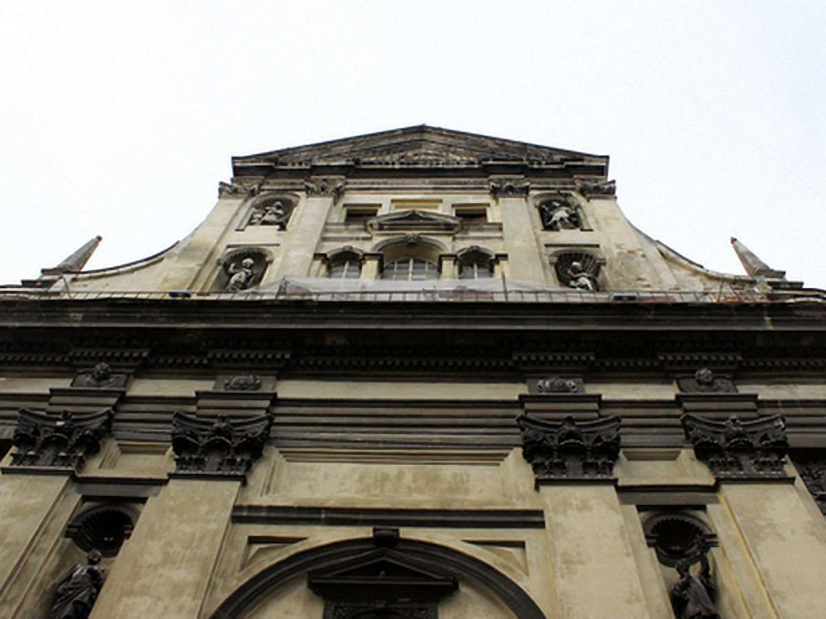 Костел єзуїтів відкриє підземелля для відвідувачів