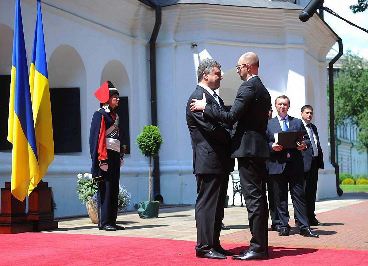 Яценюк: Кабмін і парламент будуть солідарні з президентом