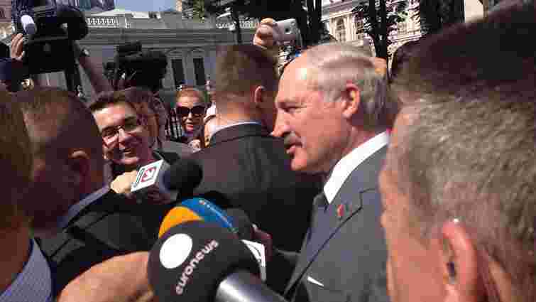 Лукашенко: Бойовиків, які воюють проти українців, треба знищувати